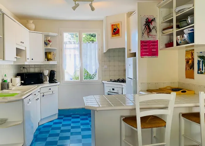 Individuelle De Plain Pied, A 300m Du Marche, Et 500m De La Plage, Le Bois-Plage-en-Ré